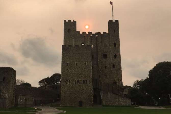 This is what Rochester Castle looked like