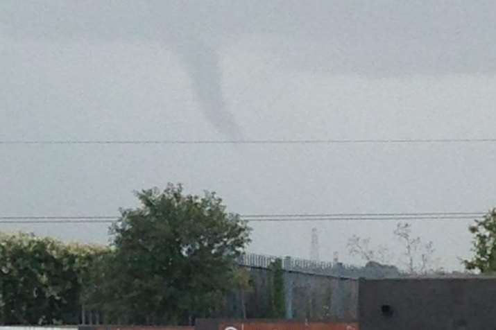 A funnel cloud above Westbrook. Picture via @kaggie1967