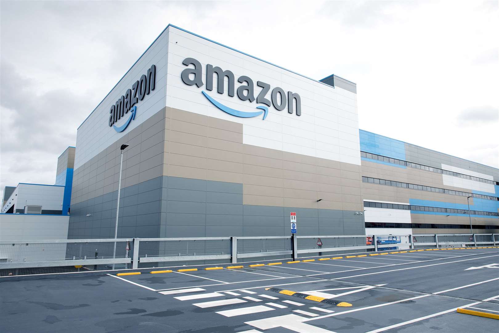 Amazon's distribution centre in Dartford