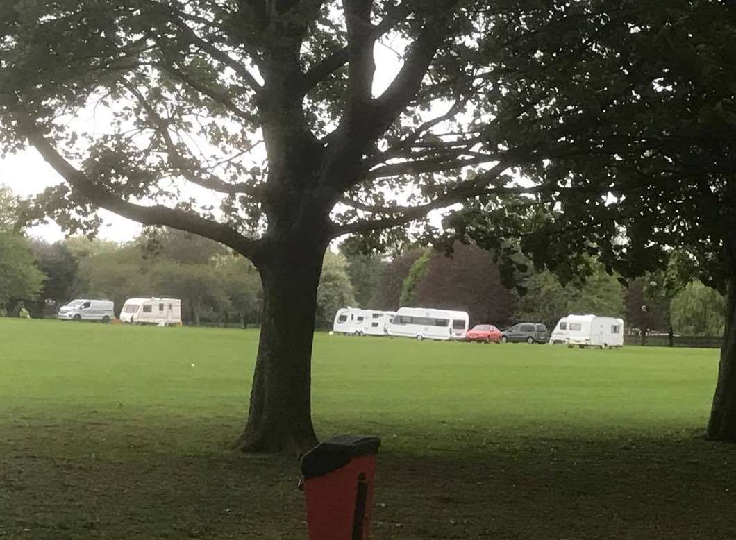 Travellers have moved on to Cozenton Park in Rainham