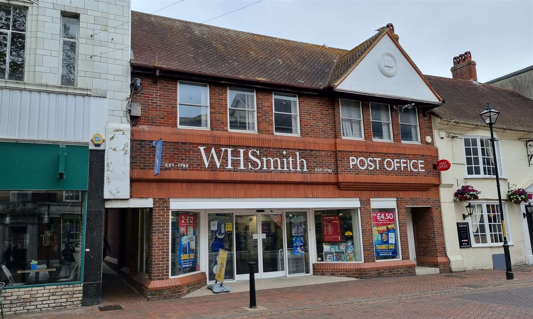 Plans to build six apartments and an extra floor above WHSmith in Ashford have been put forward