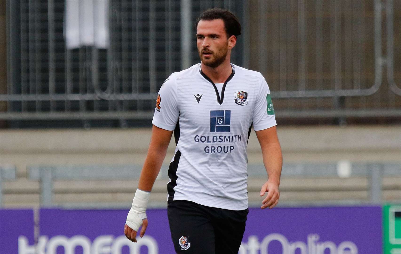 Dartford defender Ronnie Vint has joined Dulwich. Picture: Andy Jones (42745542)