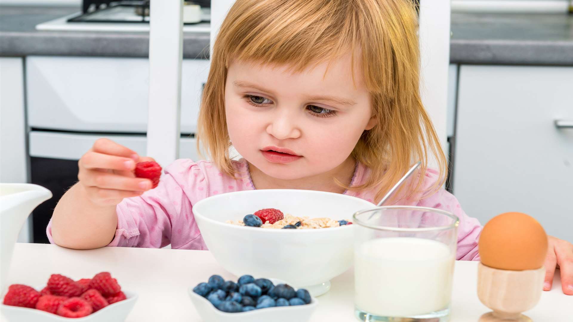 Almost half of parents think their child is missing out on the best nutrition because they’re a fussy eater who’s unwilling to try new foods