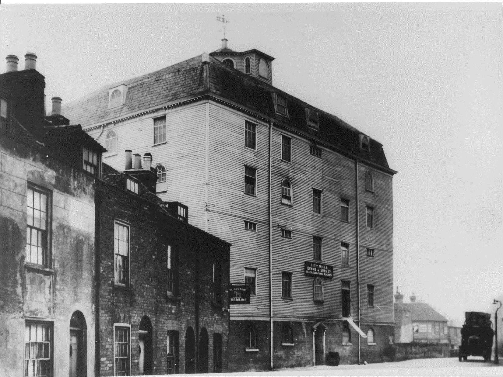 Abbott’s Mill, in the early 1920s (5278932)