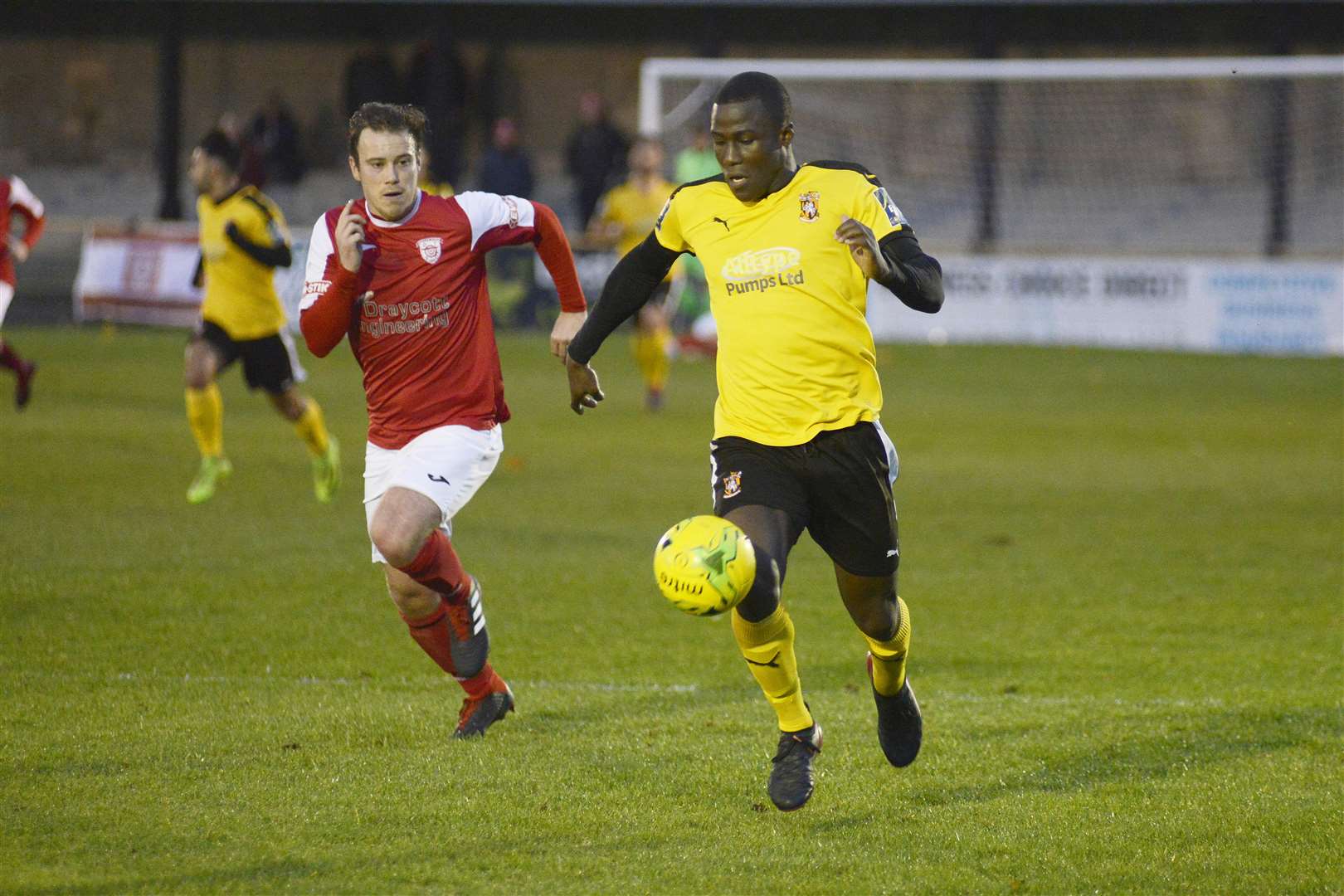Ade Yusuff brings the ball forward for Folkestone against Didcot Picture: Paul Amos