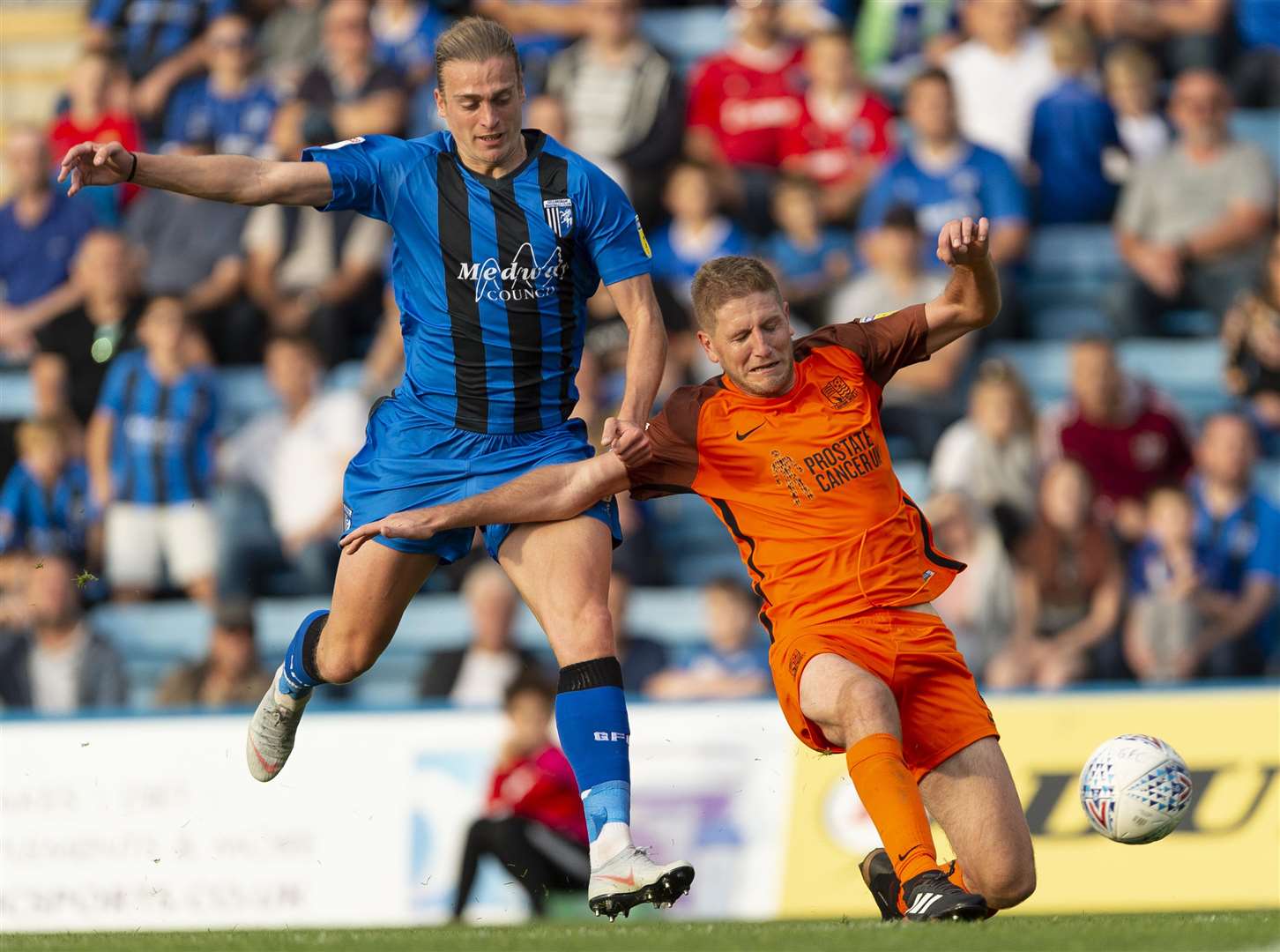 Gillingham striker Tom Eaves in action against Southend Picture: Ady Kerry