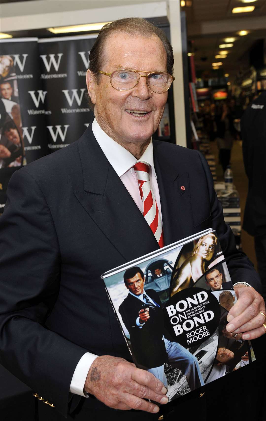 Sir Roger Moore at Bluewater. Picture: Nick Johnson