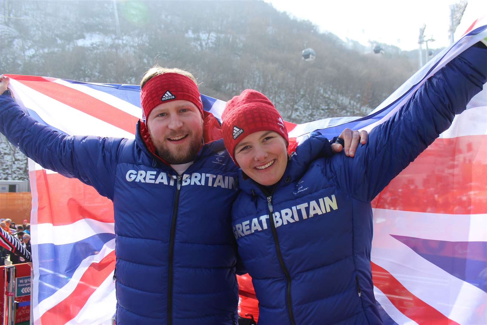 Millie Knight and her guide Brett Wild in PyeonChang