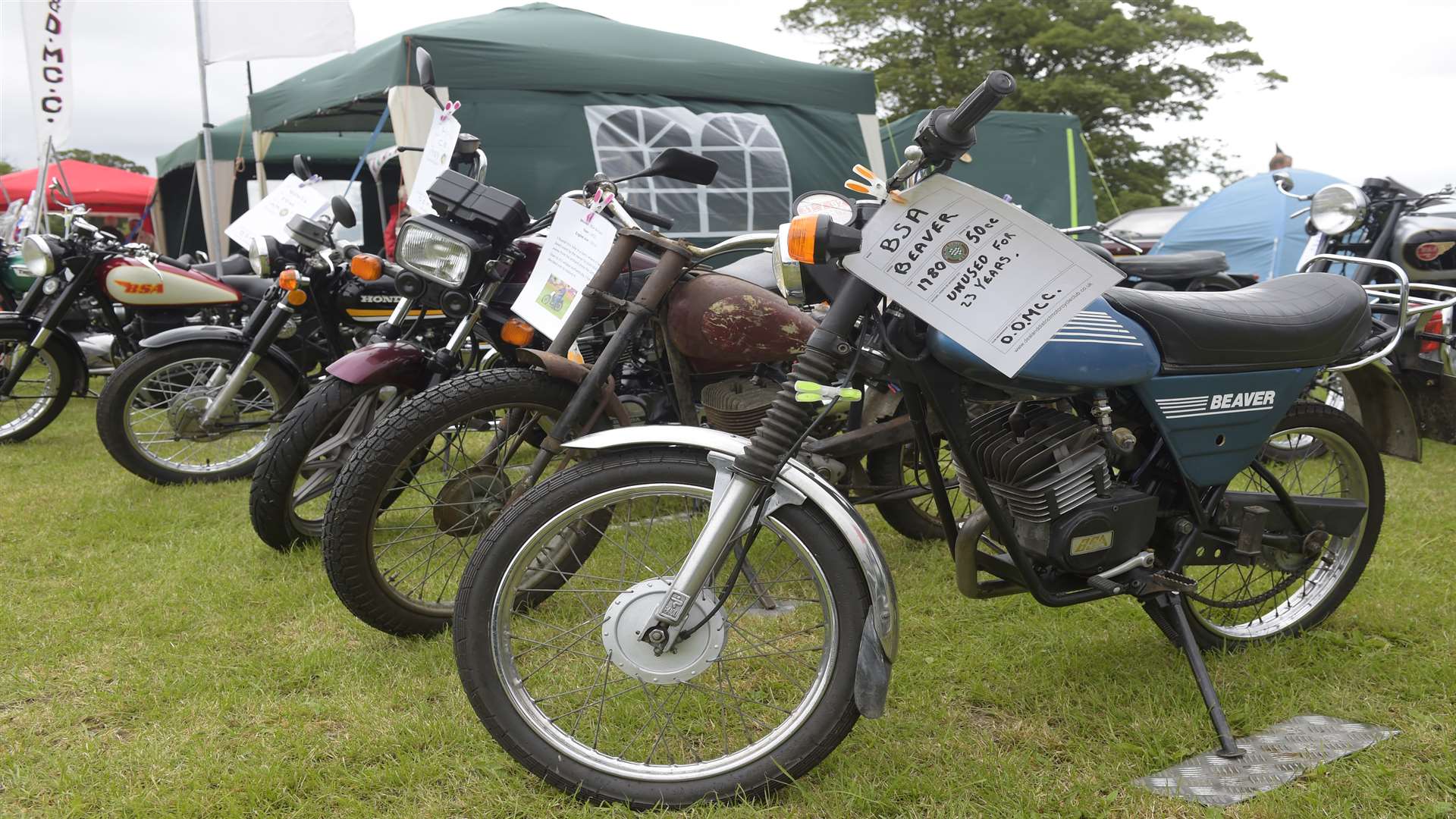 Classic motor enthusiasts could be seen enjoying the display of vehicles