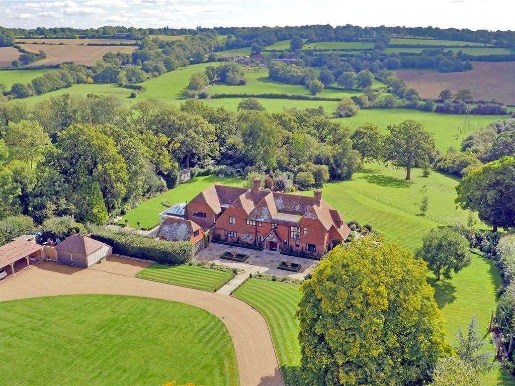 This seven-bedroom rural mansion is the second most expensive house in Tonbridge. Photo: Zoopla
