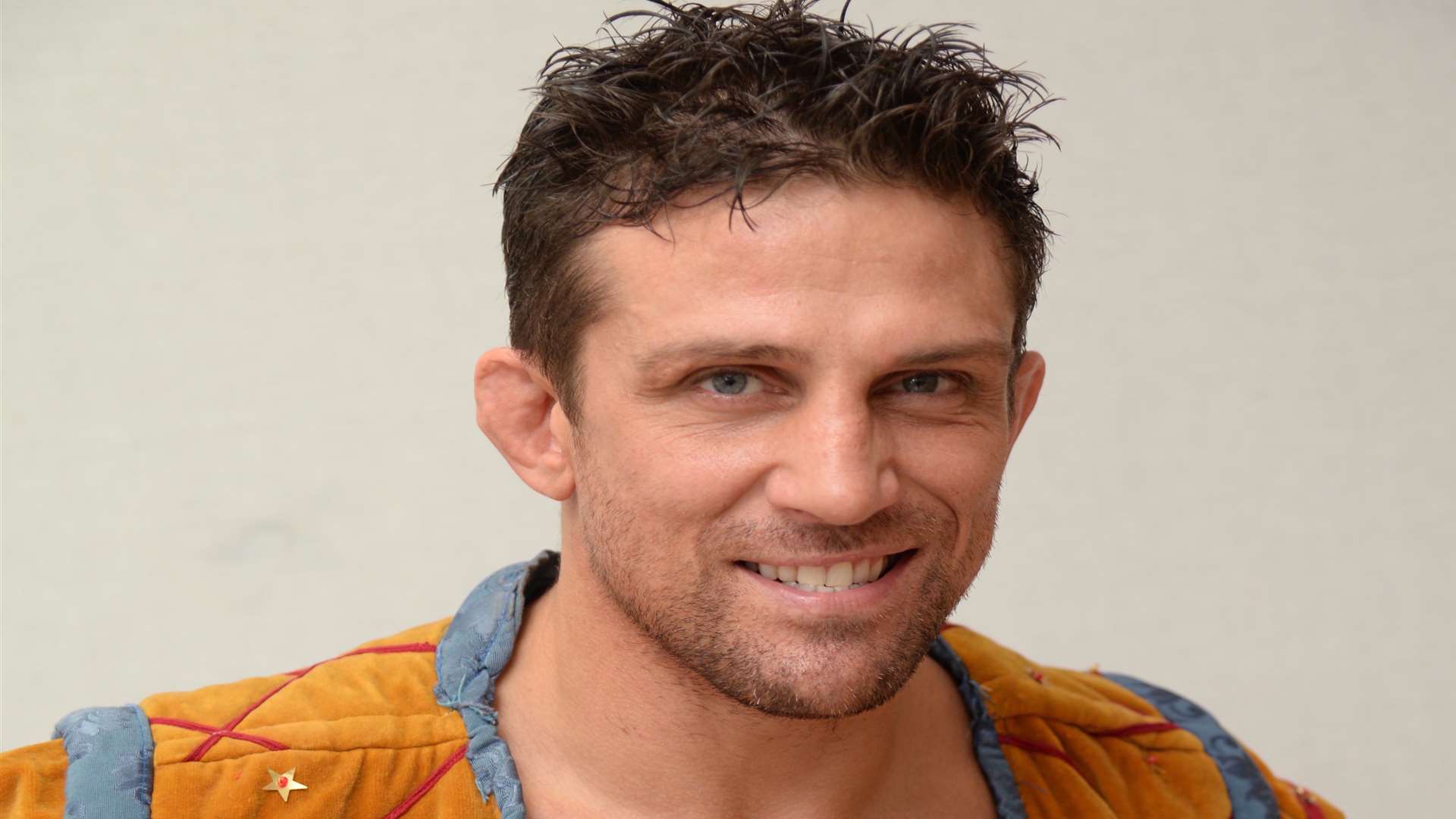 Alex Reid will play Gaston in panto at the Swallows in Sittingbourne this Christmas