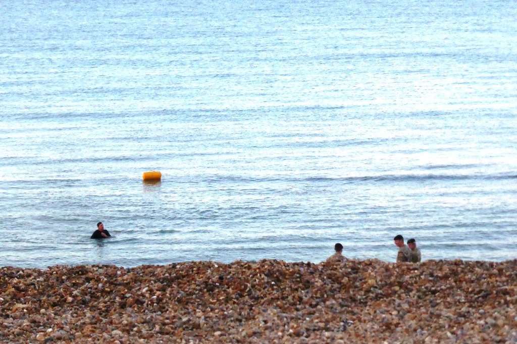 Experts from the Royal Navy's bomb disposal team. Picture: Folkestone Coastguard