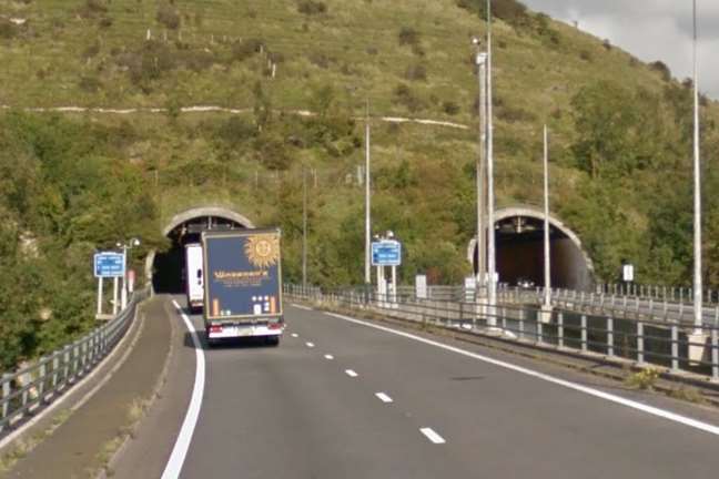 Roadworks on the A20 between Folkestone and Dover