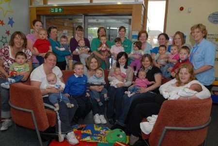 Mums at the breastfeeding session at Seashells