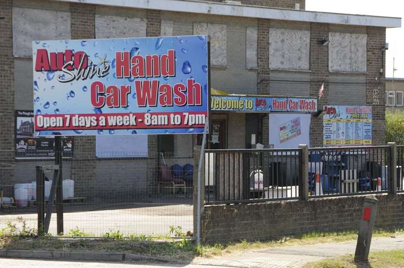Auto Shine Hand Car Wash in Sea Street
