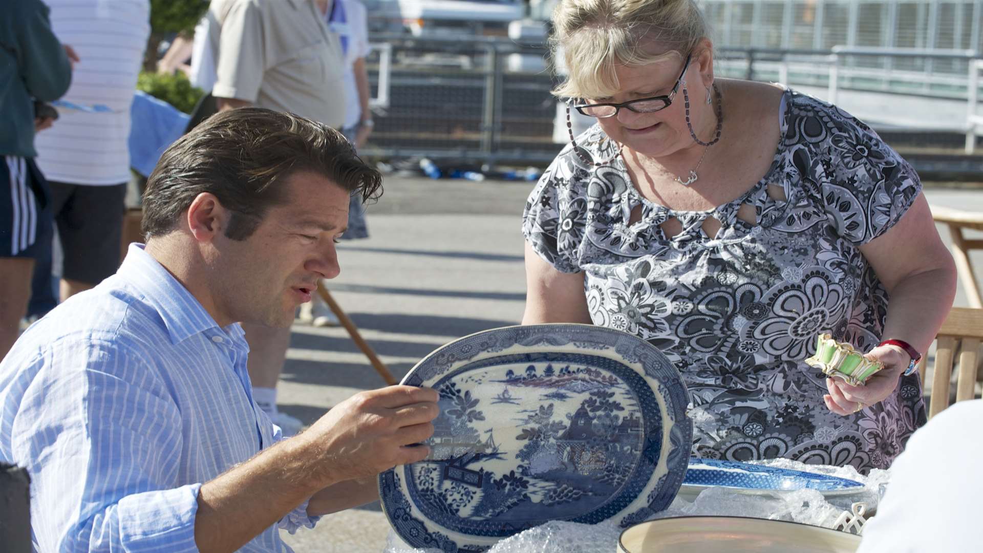 Expert John Axford talks porcelain
