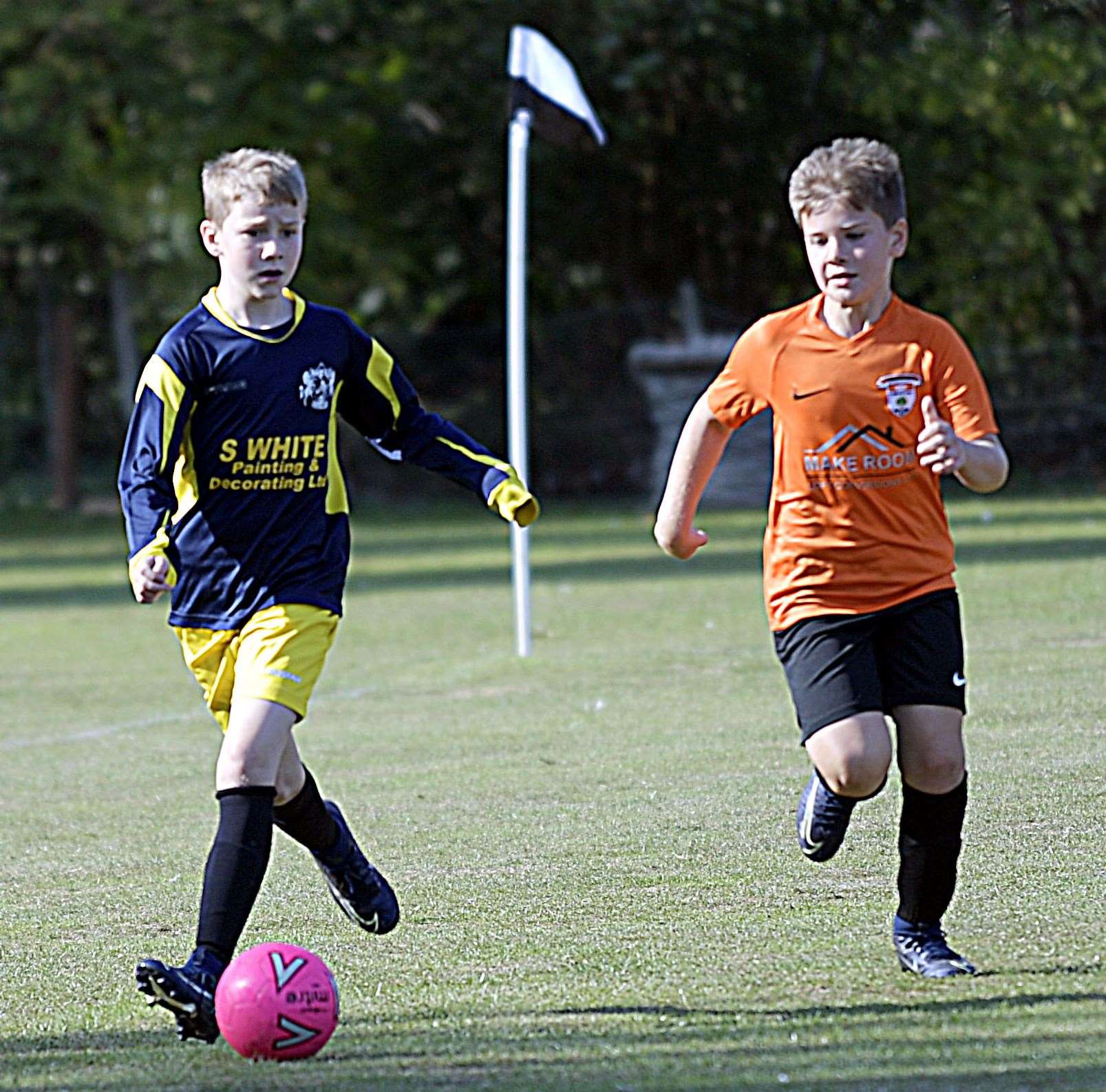 Milton & Fulston United under-10s (blue) met Lordswood Youth under-10s on the first day of the new season. Picture: Barry Goodwin (42223664)