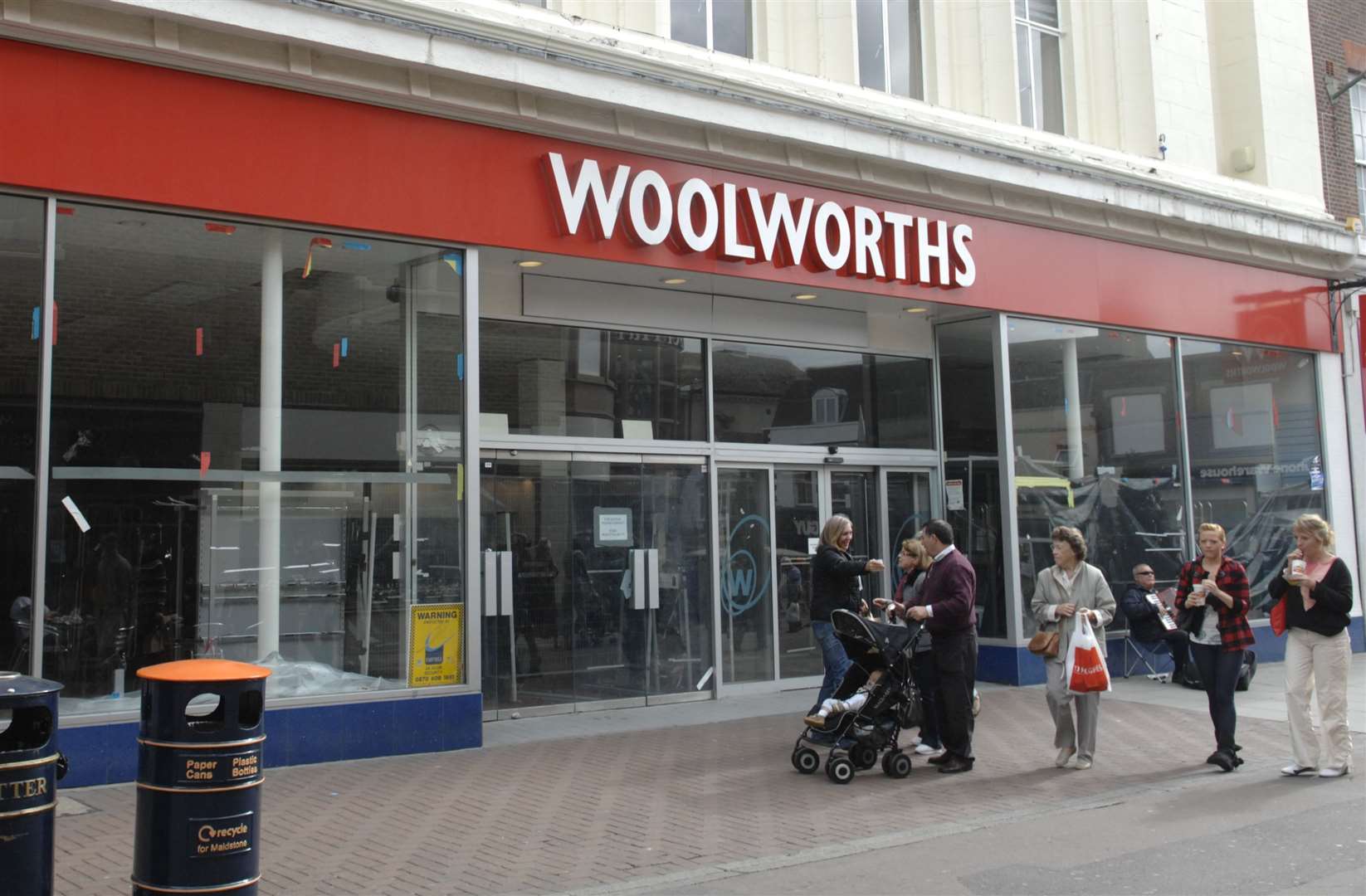 Woolworths reportedly introduced the concept of pick and mix