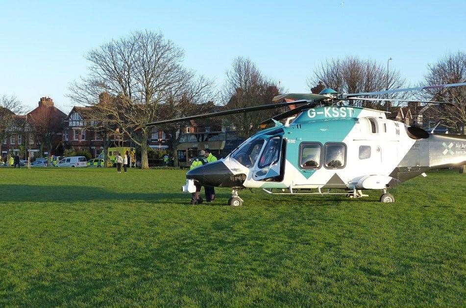 An air ambulance has landed in Radnor Park @UKNIP247