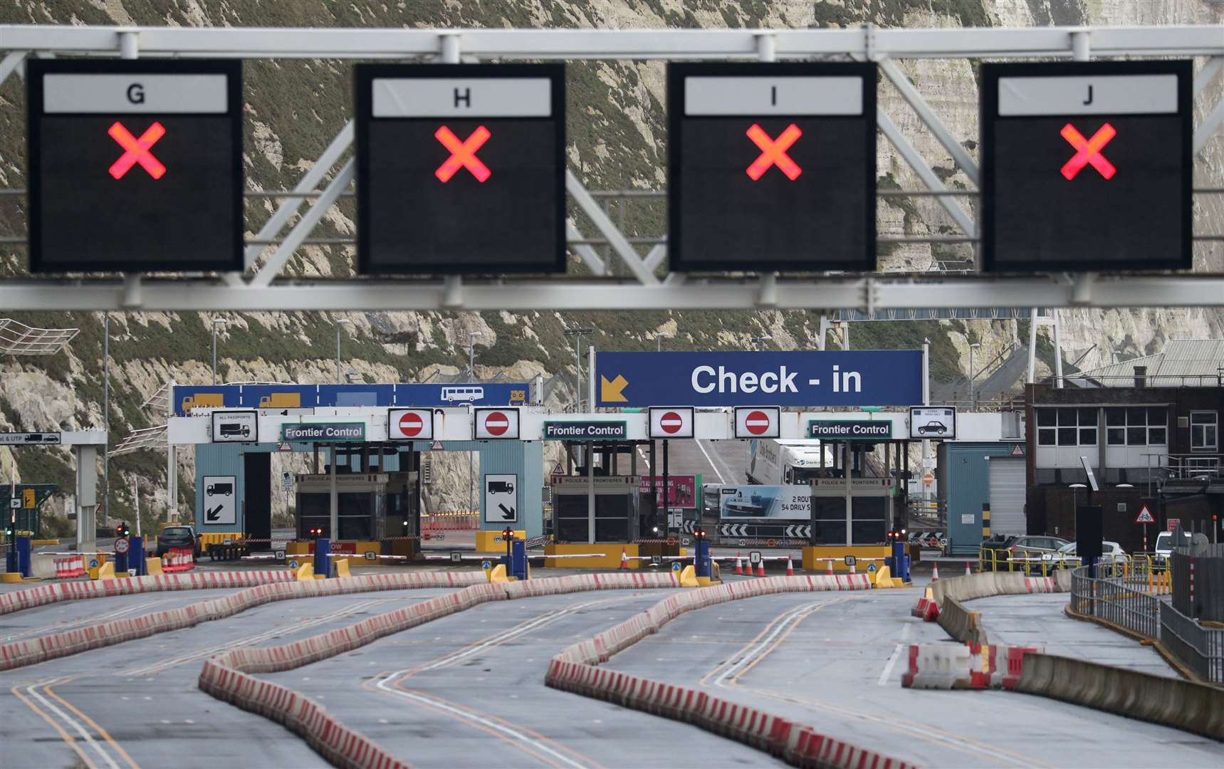 Empty lanes leading to check-in at the Port of Dover (Andrew Matthews/PA)