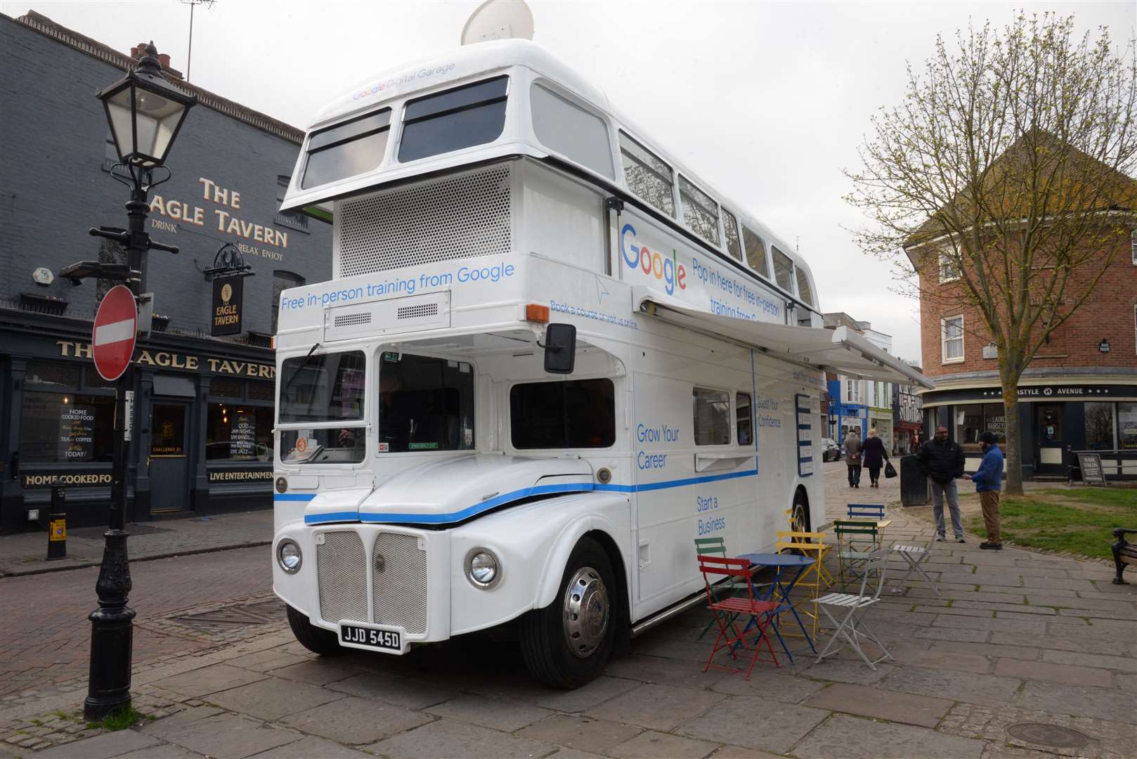 The Google Bus in Rochester on Friday. Picture: Chris Davey. (8021214)