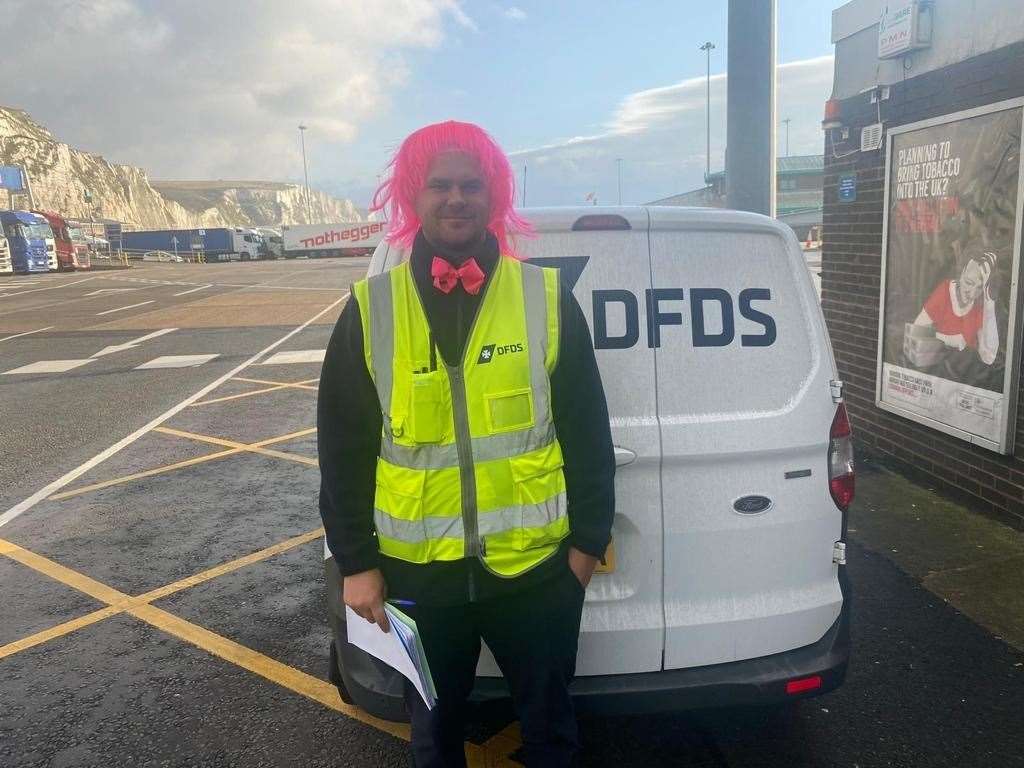Jordan Wing from DFDS dons a pink wig for Breast Cancer Now