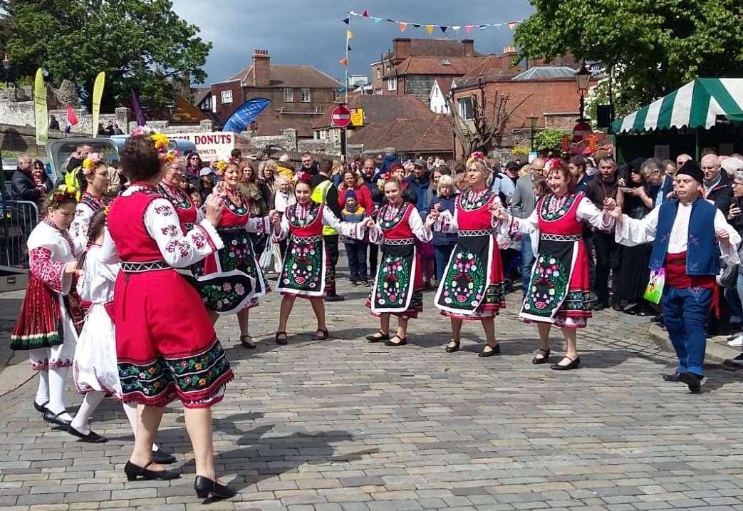 Members of the Kitka Bulgarian Folklore Group entertain the crowds. Photo by Susan Haydock (9865323)