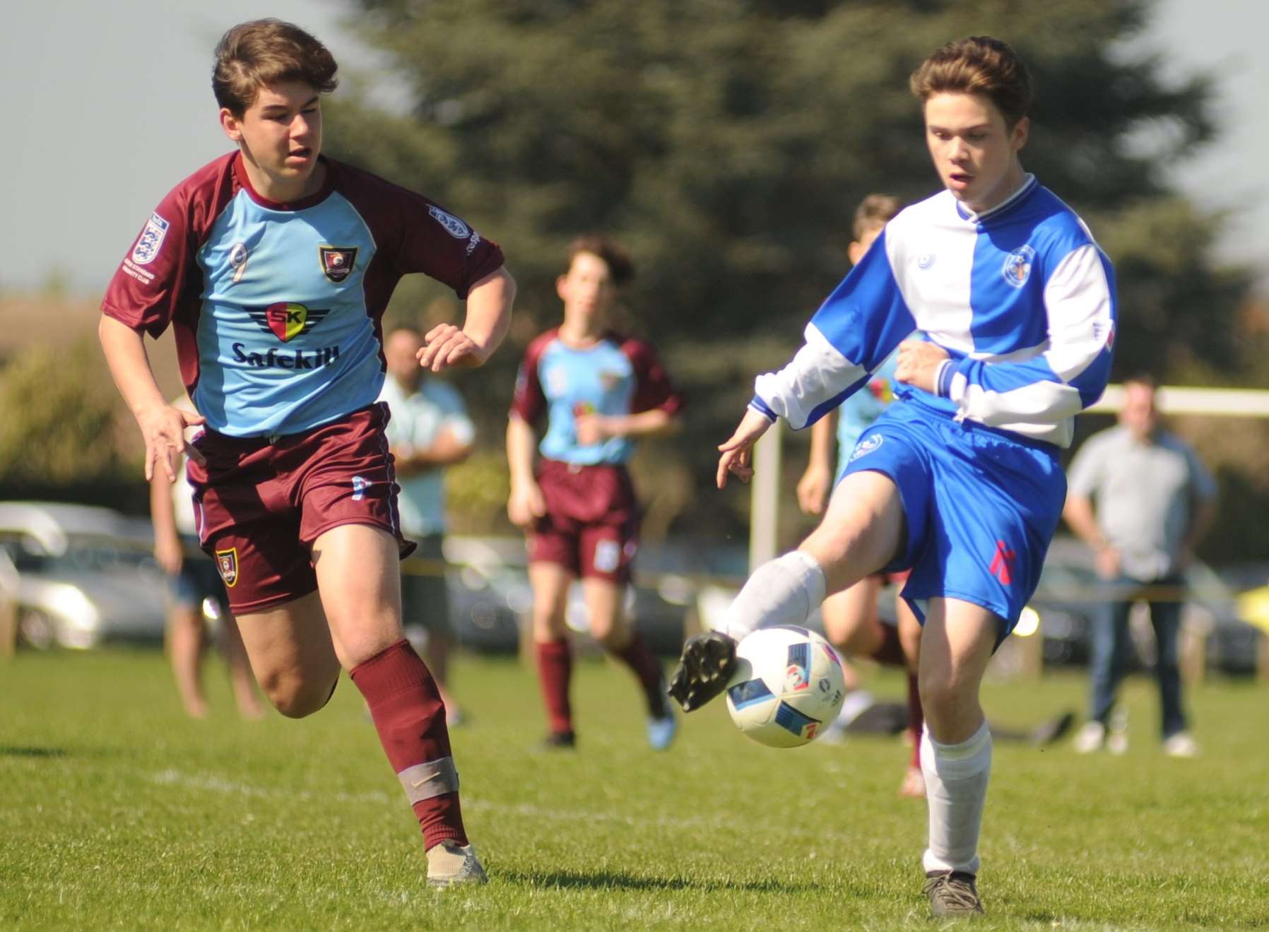 Wigmore Youth under-15s take on Bredhurst Juniors under-15s. Picture: Steve Crispe