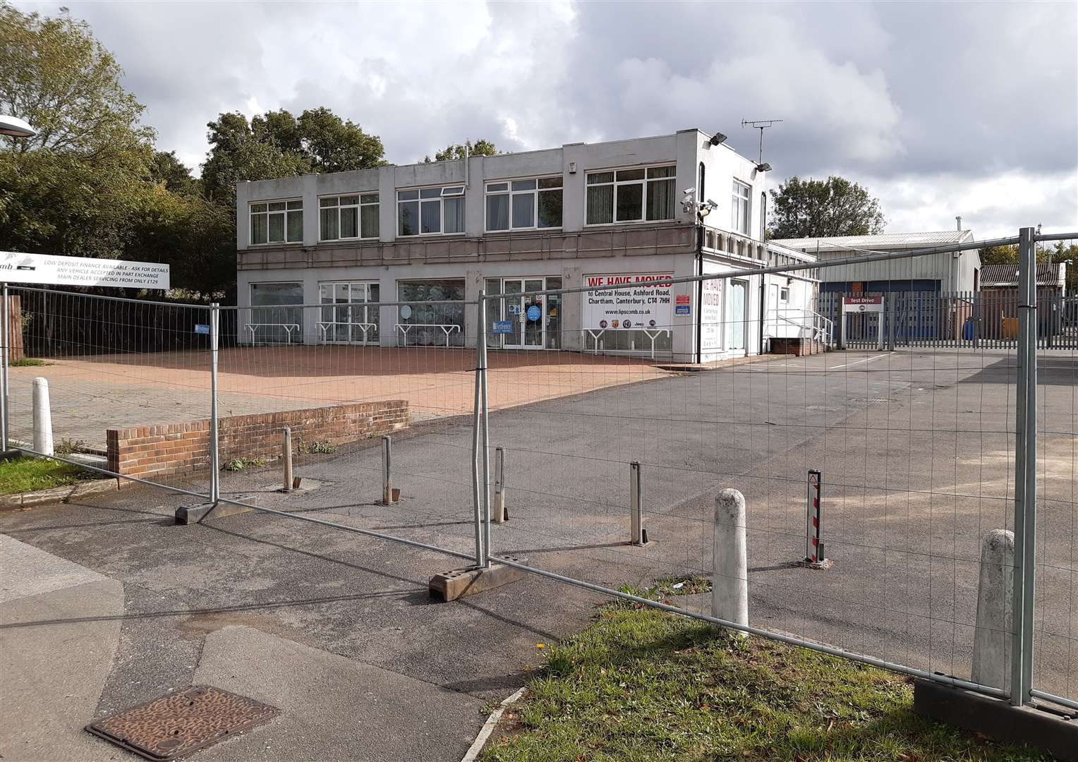 The ex-Lipscomb dealership closed earlier this year and is set to be bulldozed