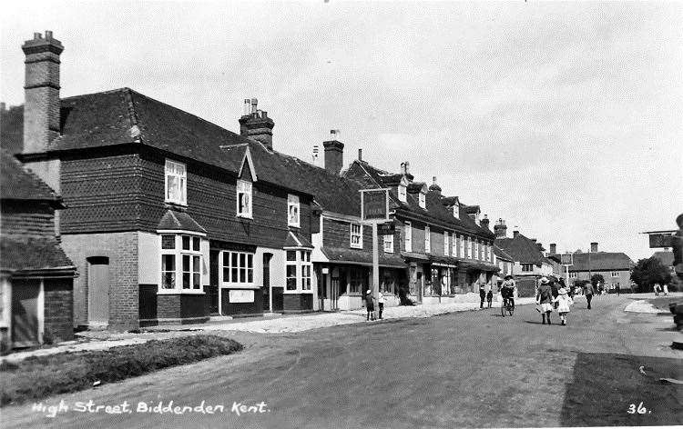 An old postcard, dated 1928. Picture: Mark Jennings/dover-kent.com