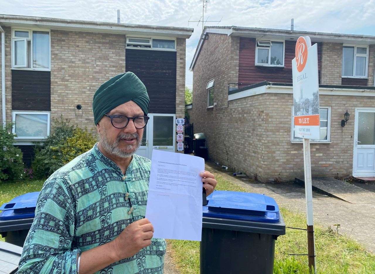 Paul Babra, along with several other neighbours in Kemsing Gardens, received a letter warning them to park elsewhere on Saturday night, lest their cars be vandalised during or after the party