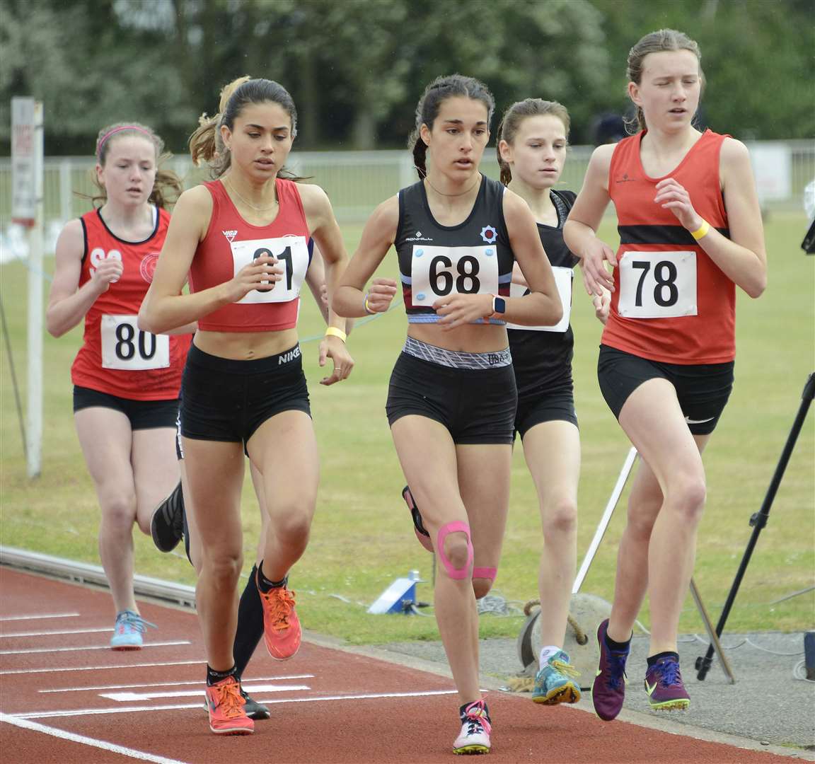 Action from the junior girls' 1,500m final Picture: Paul Amos