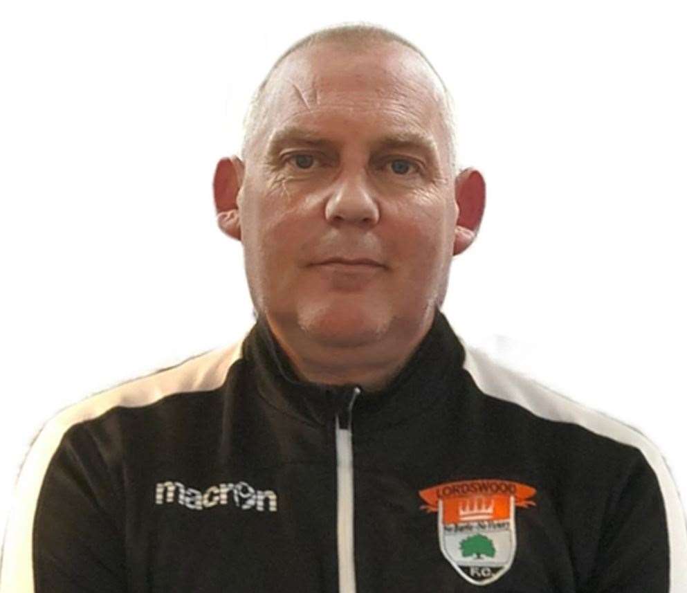 Lordswood manager Neil Hunter