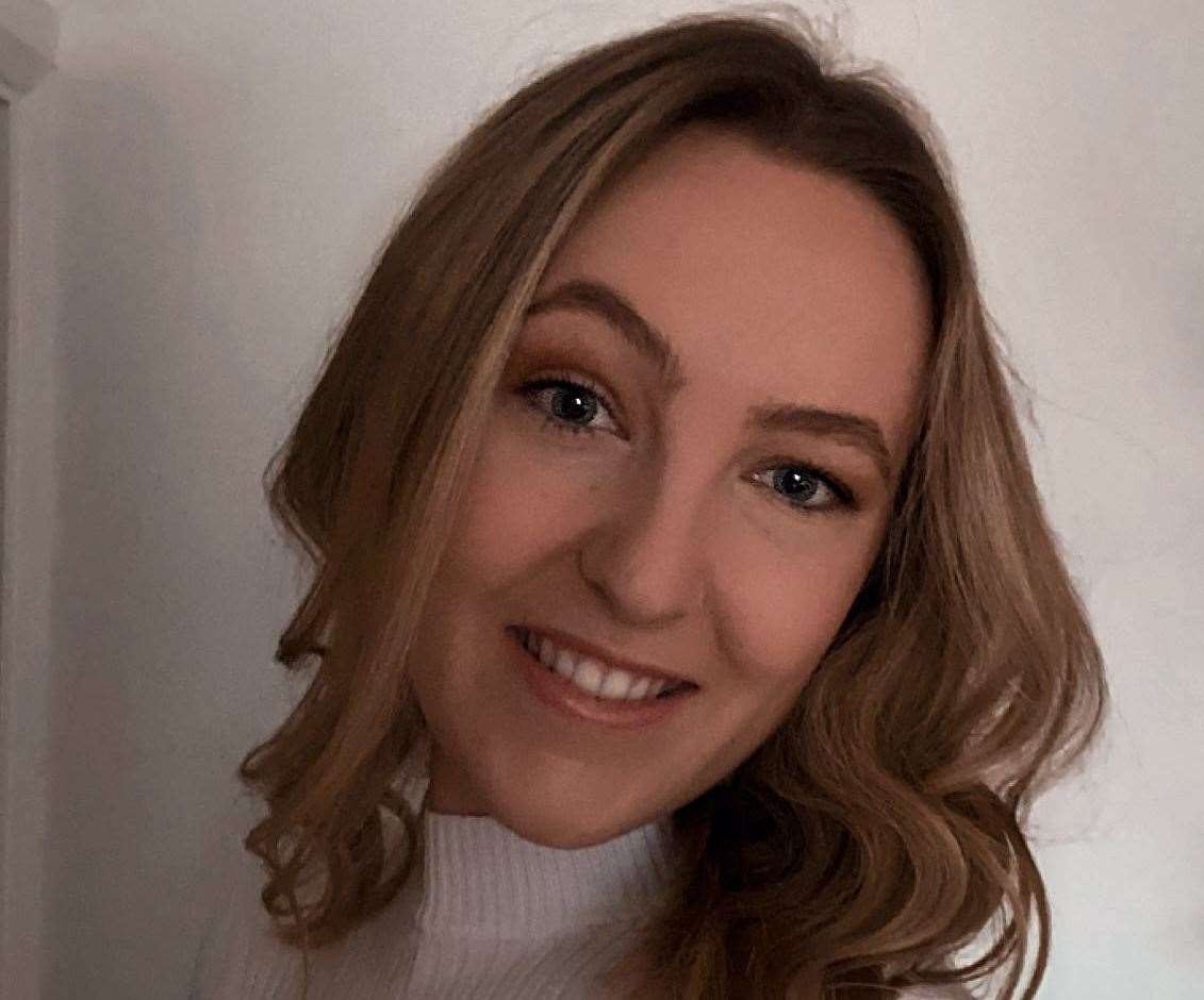Canterbury Christ Church University law graduate Olivia Griggs, who is unhappy graduation ceremonies have been moved online (44195092)
