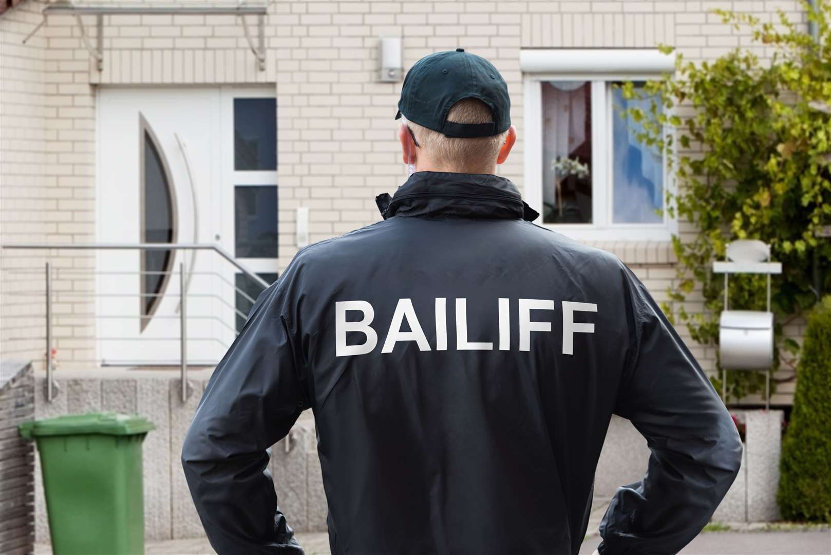 The courts service is warning people to be on the lookout for fraudsters pretending to be certified bailiffs