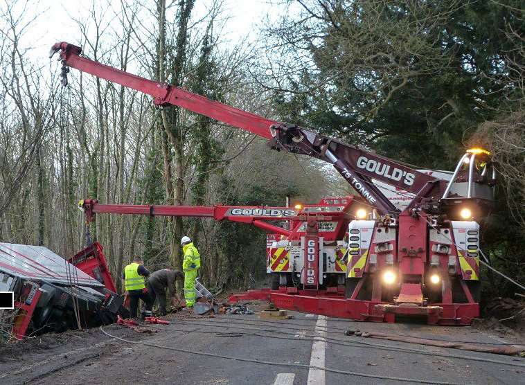 The lorry being recovered. Picture: @Kent999s
