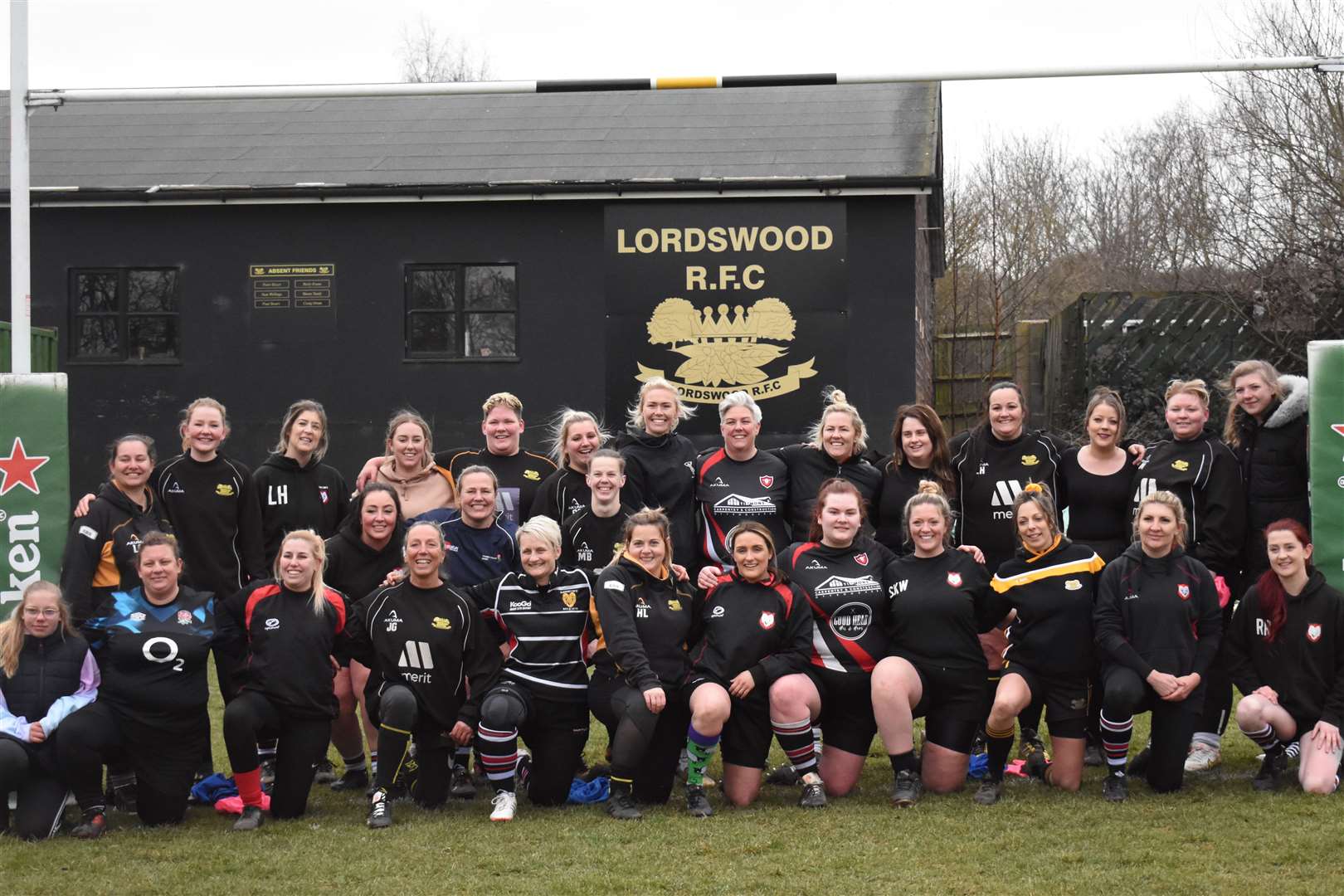Members of Sheppey Ewes joined Lordswood Valkyries for a training session with England duo Rosie Galligan and Marlie Packer