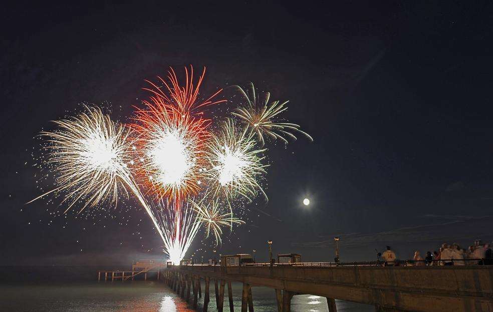 Tony Flashman's spectacular picture shows the fireworks at the end of the Party on the Prom