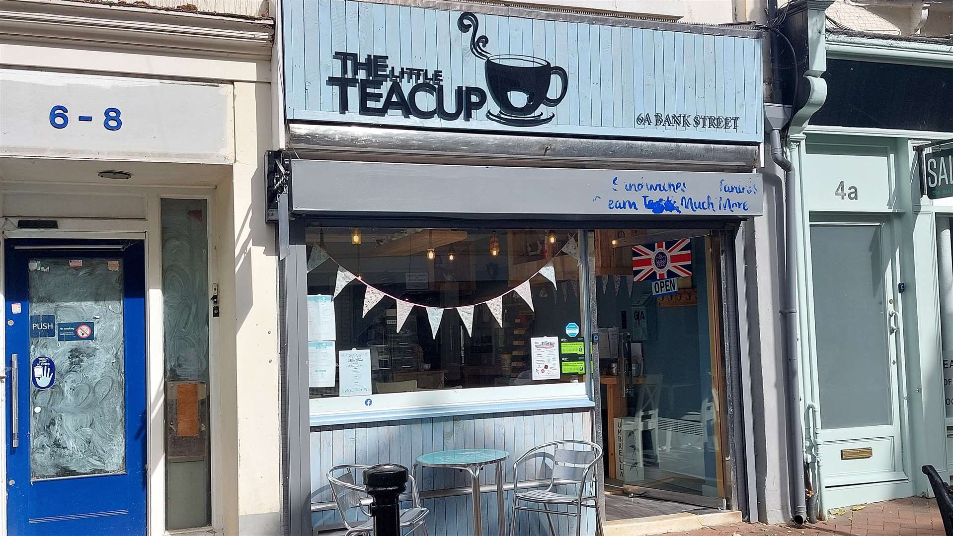 The Little Teacup in Bank Street