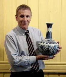 A Chinese vase found in a Gravesend house fetches £64,000 at an auction held in Canterbury