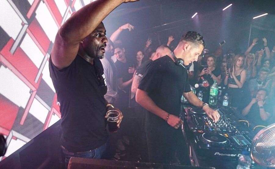 Idris Elba at The Source Bar in Maidstone in 2019