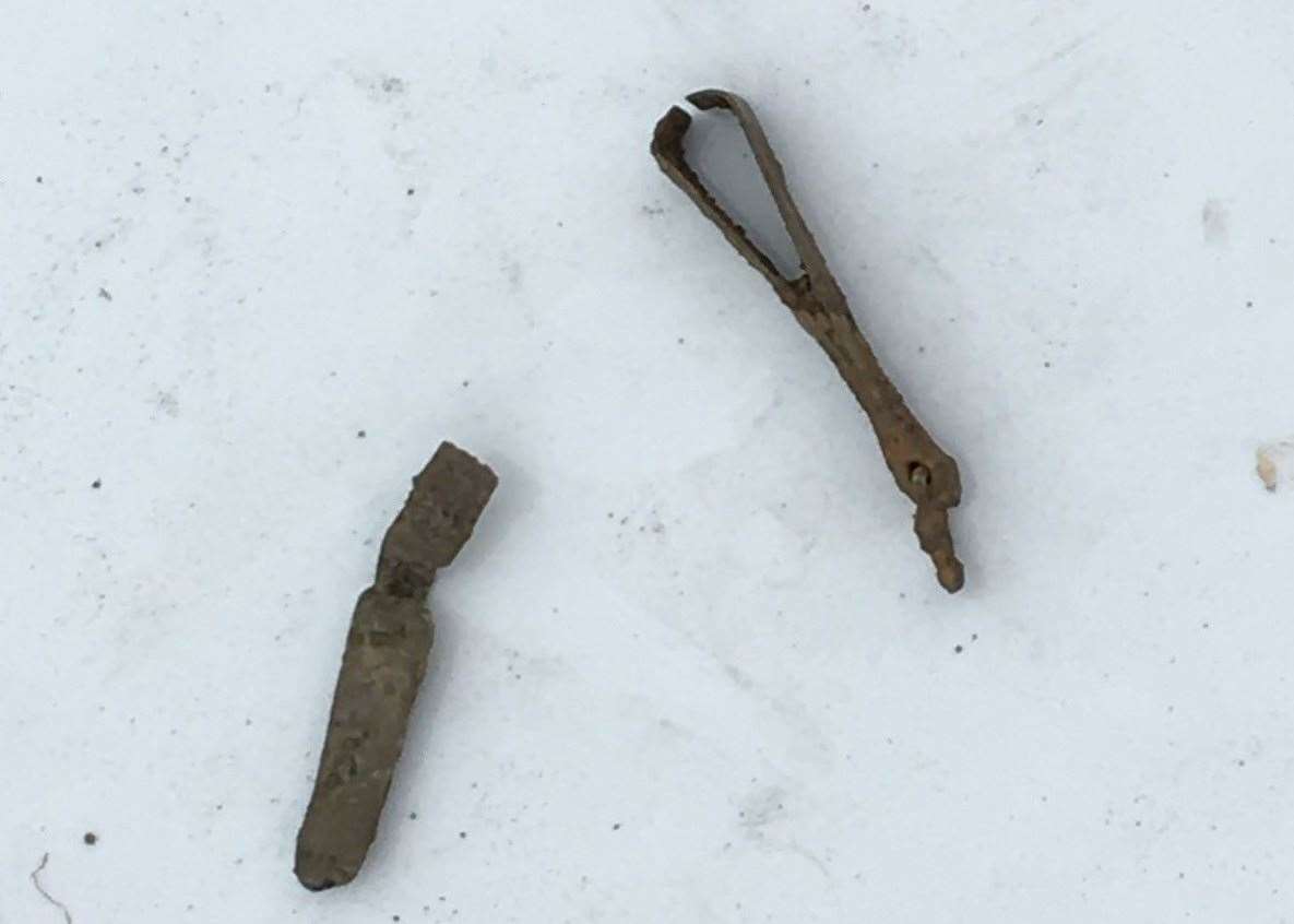 Roman tweezers found at the site of the new Springhead Bridge