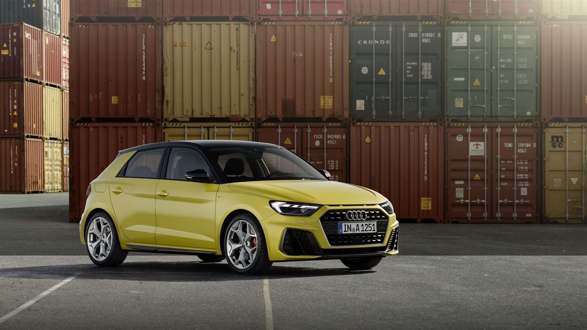 Audi A1 Contrast Edition in Python Yellow (12858581)