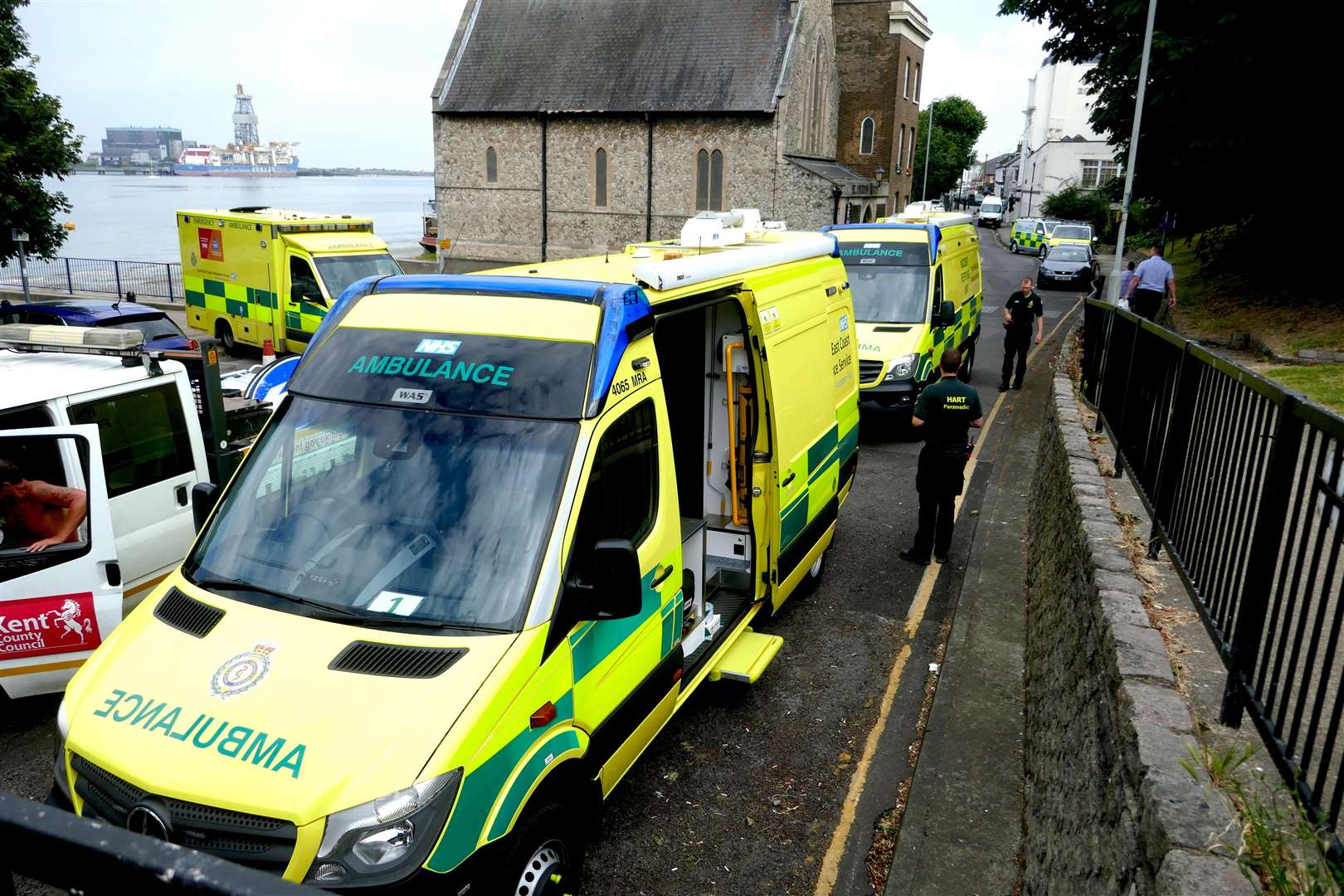 Ambulance services attended to the man who had fallen. (2905612)