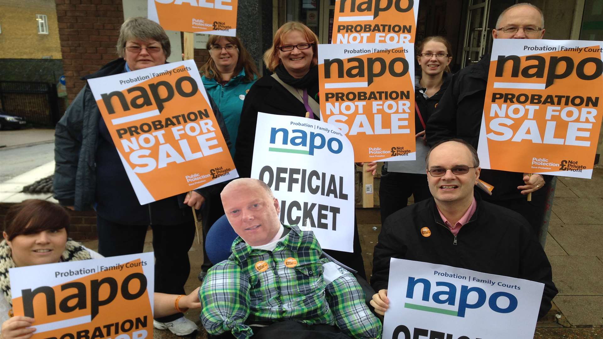 Napo members on strike in Chatham