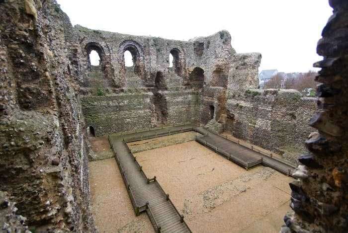There were proposals to have an amphitheatre at the city's castle