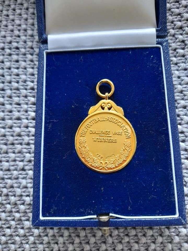 What the FA Vase winners' medal which has been reportedly stolen from former Deal Town Football Club manager Tommy Sampson looks like