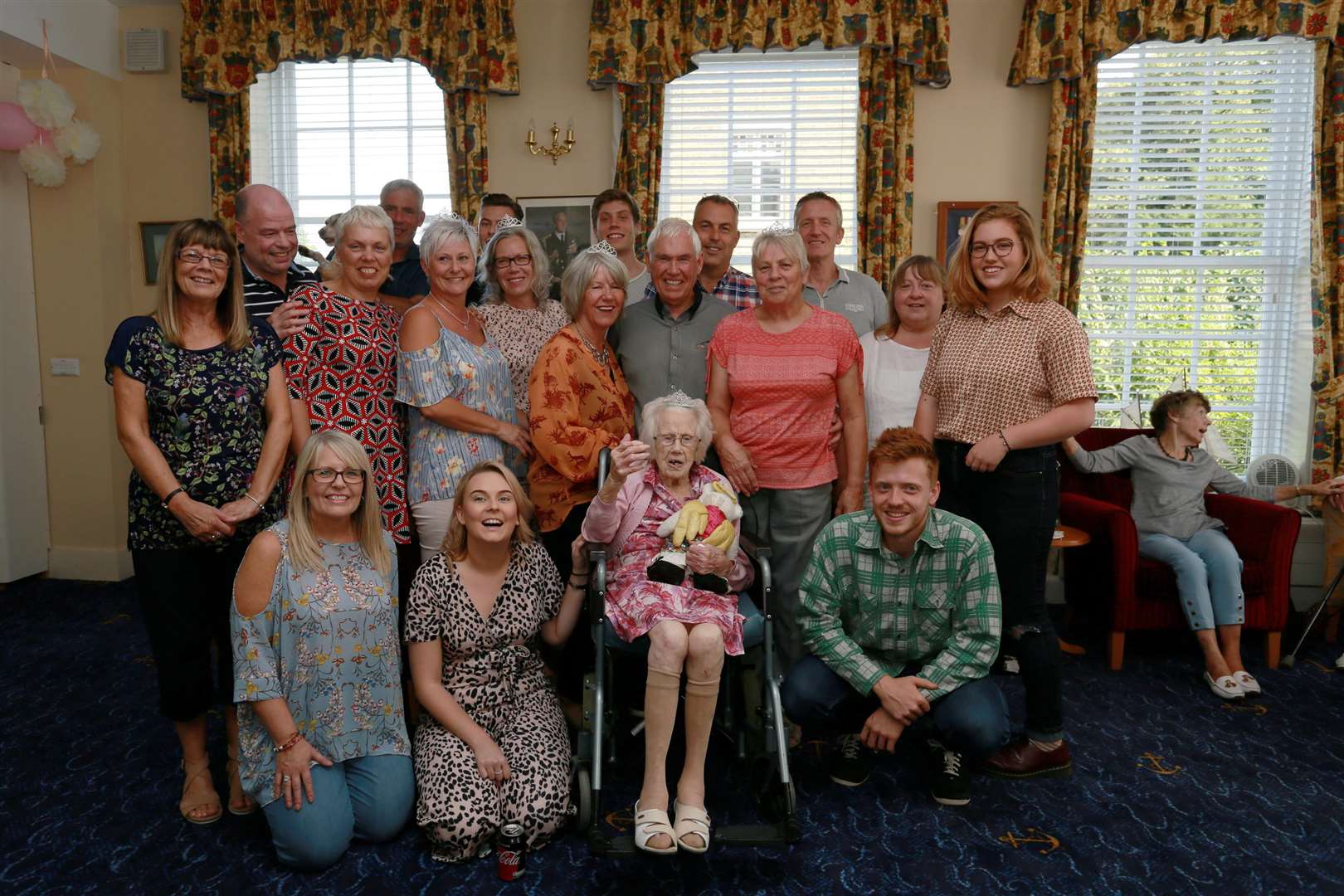 .Caption:.Annie Cannon from Gillingham celebrated her 105th birthday on Sunday with her family paying a visit..Picture: Phil Lee .... (3669839)