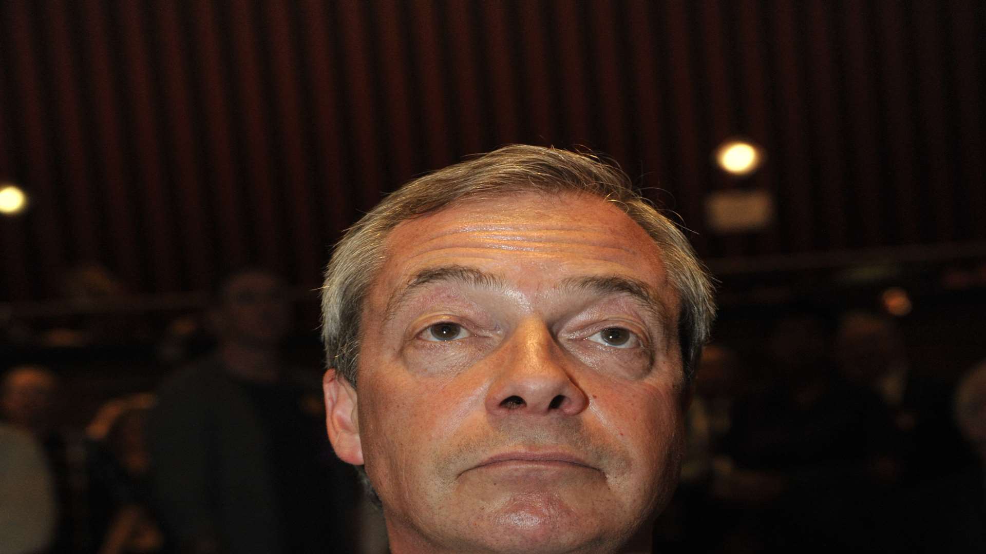 Ukip leader Nigel Farage is to stand down