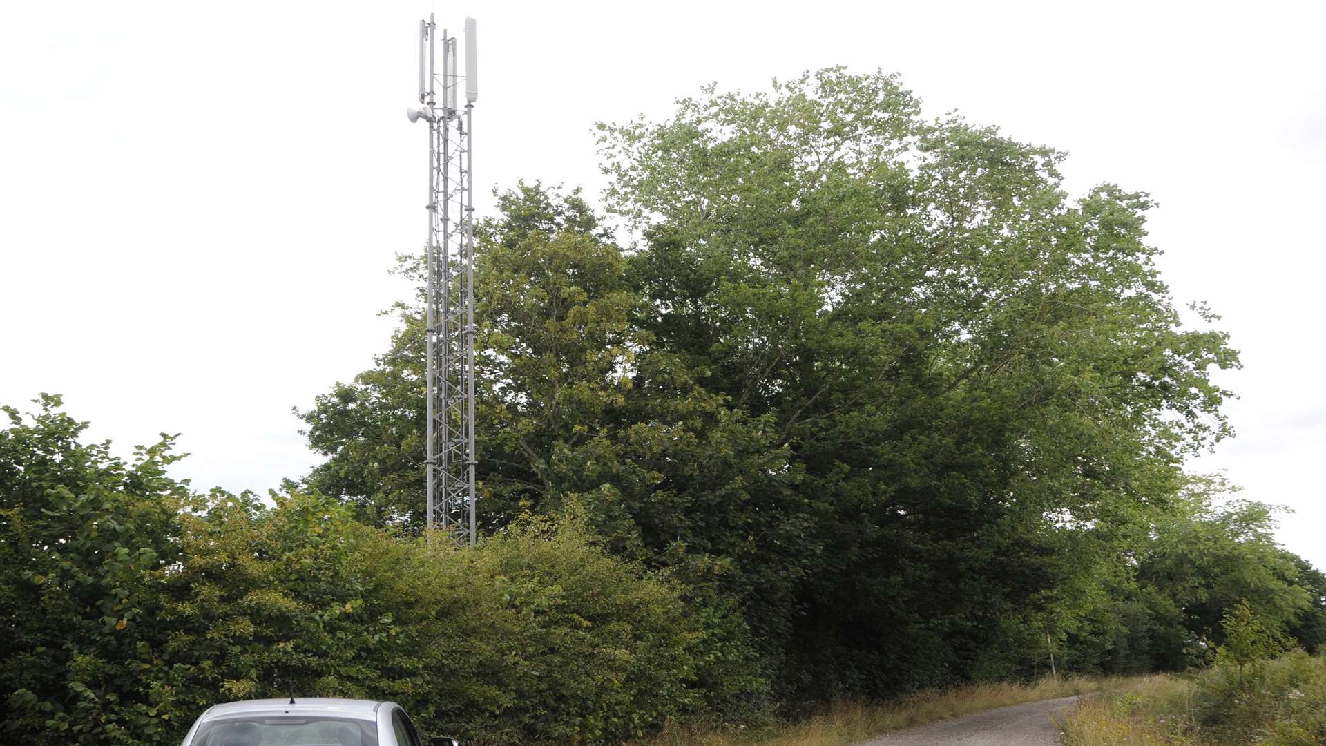 Planning constraints are putting the burners on much needed infrastructure in the Weald, according to O2